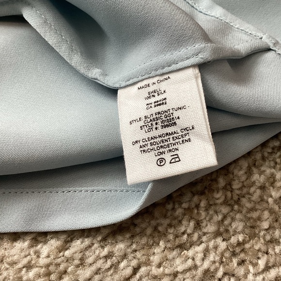 Theory Silk Slit Neck Tunic Blouse Top Shirt Light Blue Small - Picture 7 of 7